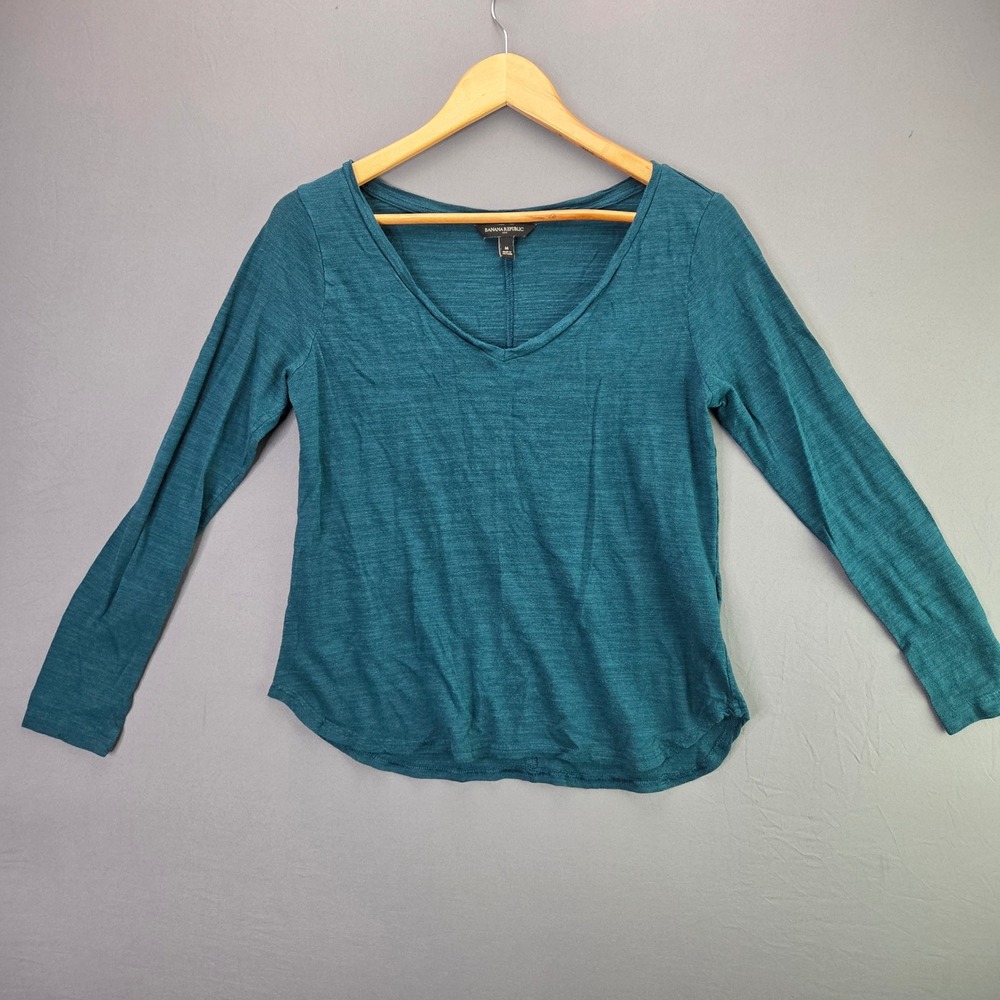 Banana Republic Top V-Neck Long Sleeve Slub Knit Size M Teal Green Curved Hem